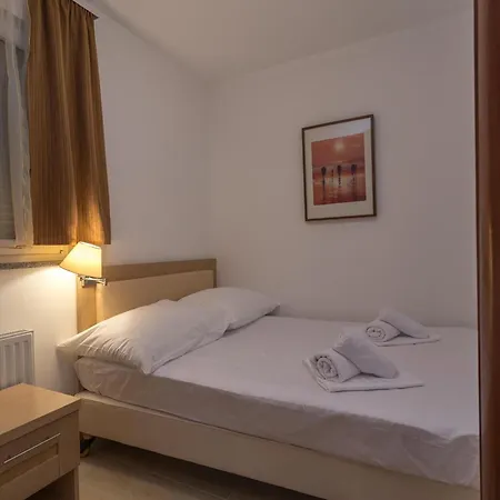 Porto Samaria Apartment