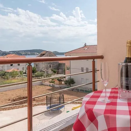 Apartment Porto Samaria