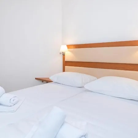 Porto Samaria Apartment