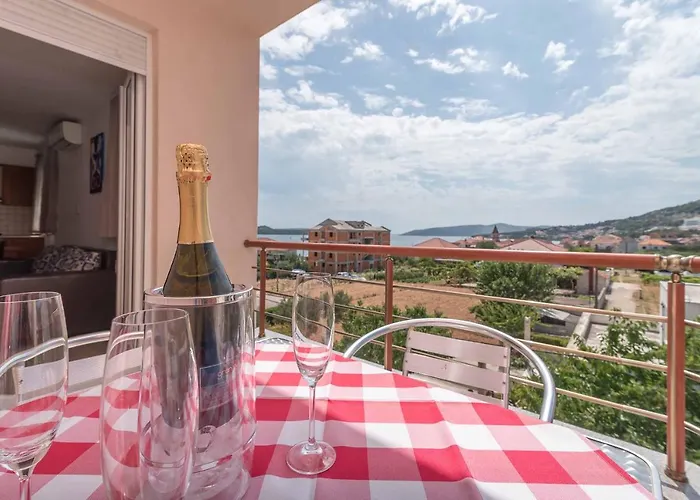 Porto Samaria トロギール